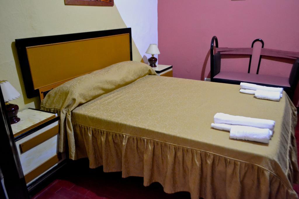 Hotel Casona La Boheme Буэнос-Айрес Номер фото